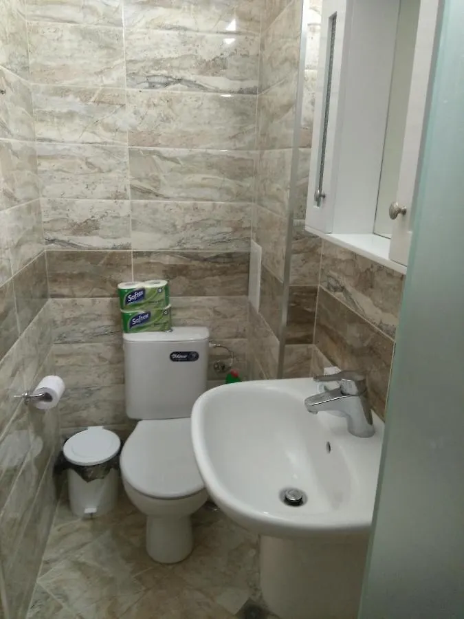 בורגאס Lera Apartment
