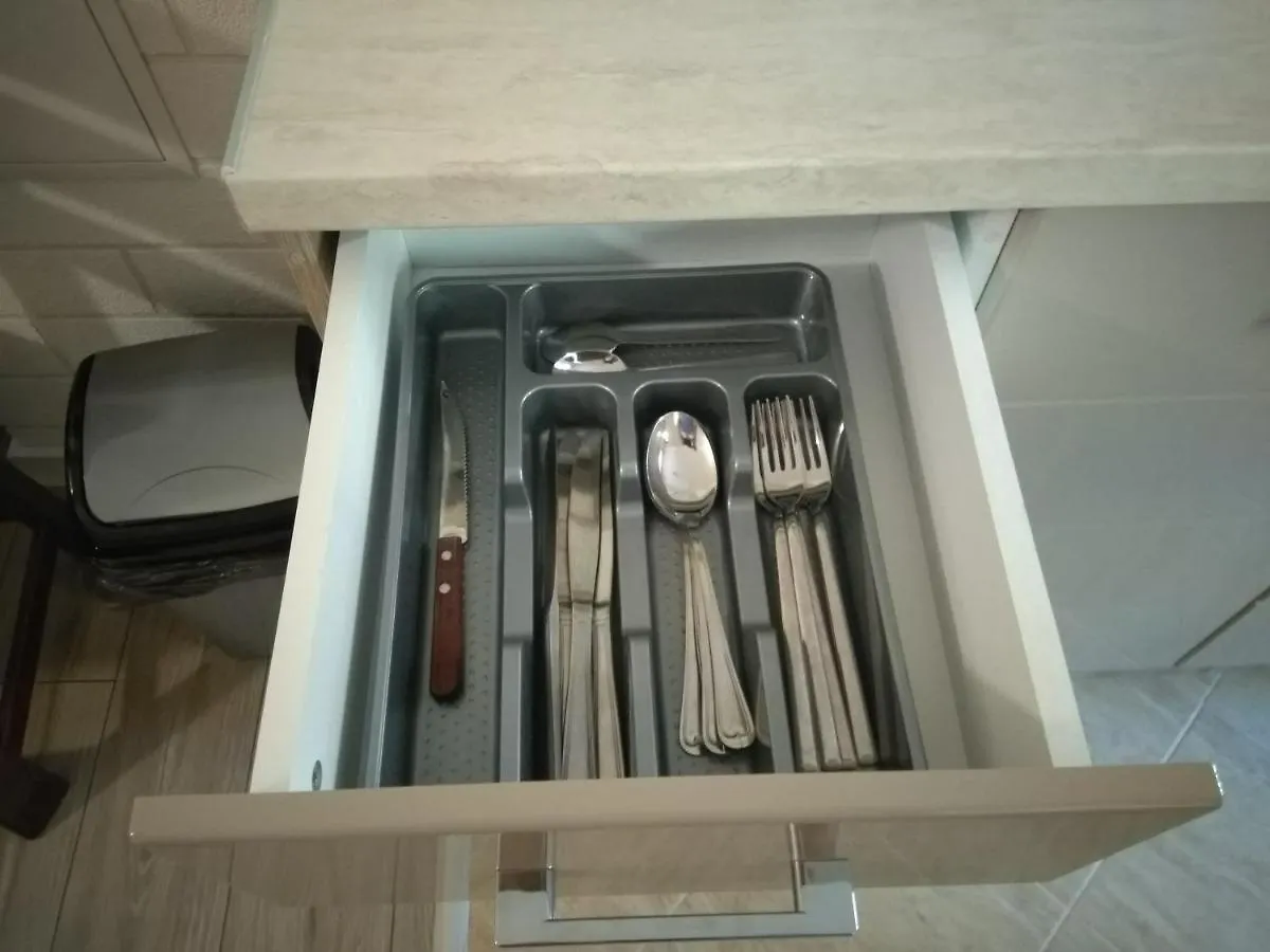 בורגאס Lera Apartment
